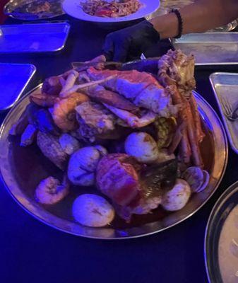 Seafood boils feast