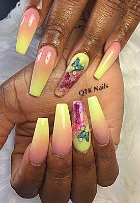 Funny vacation nails