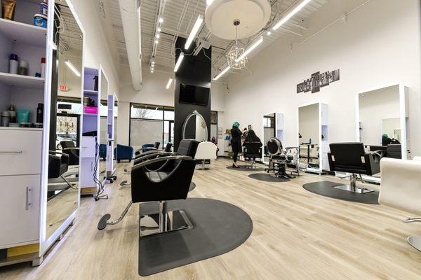 Mansfield, the cleanest hair Salon, interior