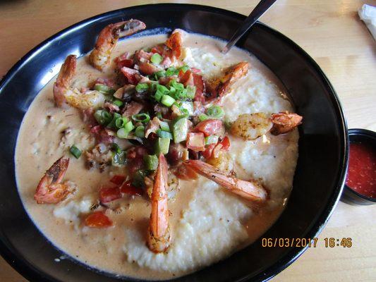 'To die for'  shrimp & grits