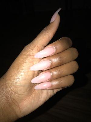 Full set ; almond shape NGHI WAS AMAZINGGGG!