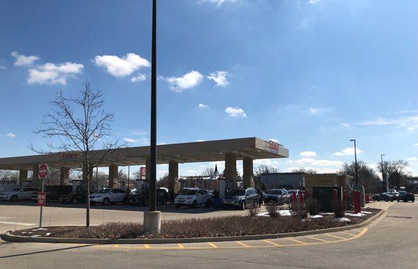 Chicagoland's busiest Costco gas station?