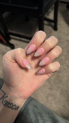 Almond shape Pink sparkle ombré full set!