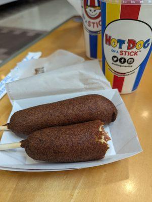 Corn dogs and funnel cake fries were burnt. The employee dropped them into the fryer and disappeared into the back.