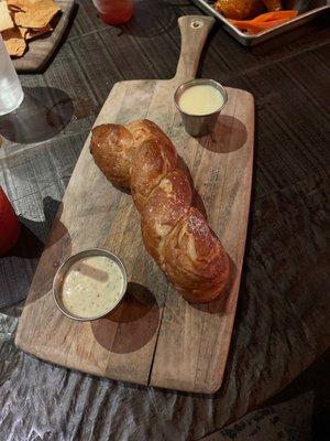 Pretzel bread w| cheese and mustard dipping sauce 9/2021