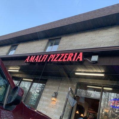 AMALFI PIZZERIA Woodbury, New York!