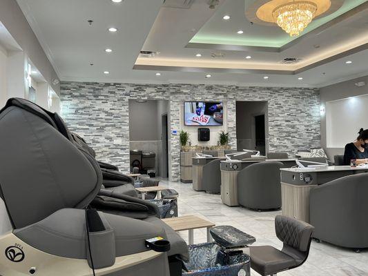 Luxor Nail & Spa