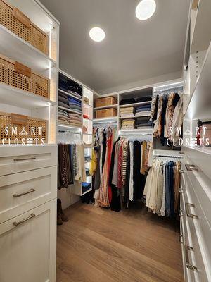 White Shakers drawers and hamper, hanging space and well organized