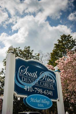 South River Dental Care Sign