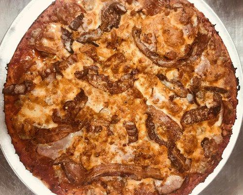 BBQ Chicken Pizza with bacon