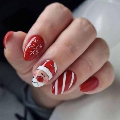 Deck your nails with festive flair!  Sofia Grace Nail Boutique is spreading holiday cheer with this merry and bright Christmas nail design.