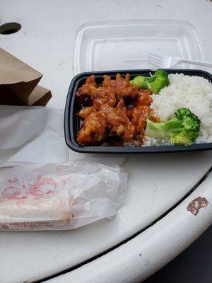 General Tso lunch special