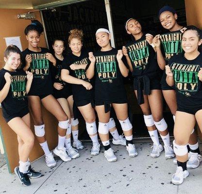 LB Poly Girls Volleyball - Varsity