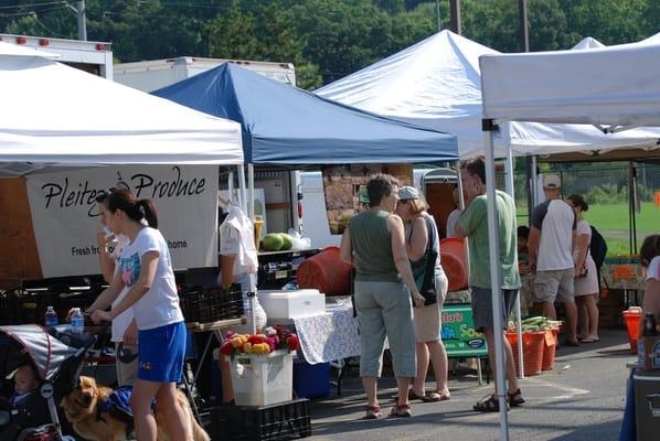 Four Mile Run Farmers & Artisans Market