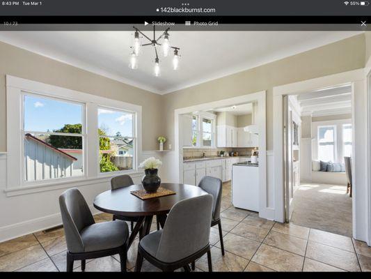 Eat in kitchen windows overlooking backyard