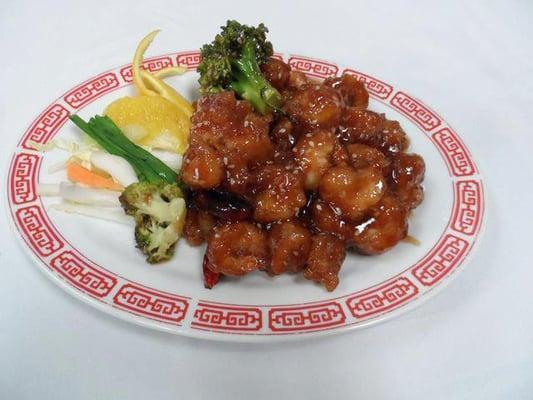 Sesame Chicken comes with soup (egg drop or hot and sour) or won ton soup 50cents extra, rice and egg roll dinner special.