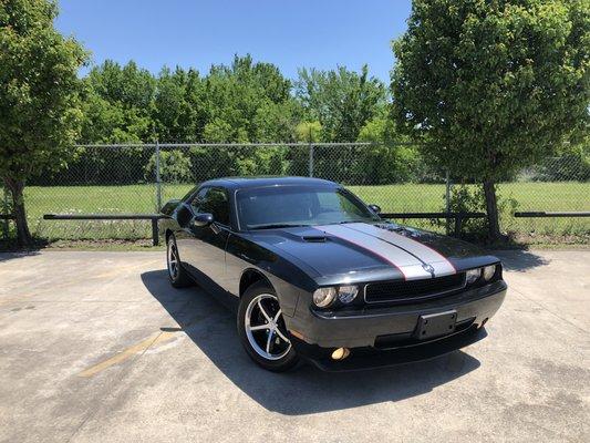 2010 Dodge Challenger!!  128,000 miles!!! And $2,500$ Down Payment Give us a Call to (972)734-1172 We are open mon to saturday 10am to 7Pm