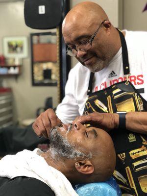 Face shave by Big Lou