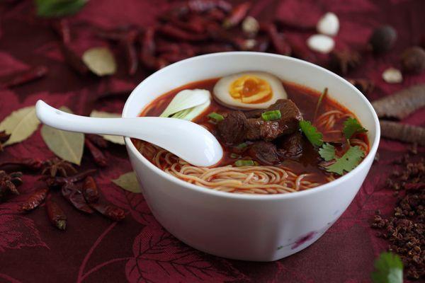 TianJiao Beef Rice Noodle w/ Soup
 天椒牛肉米粉