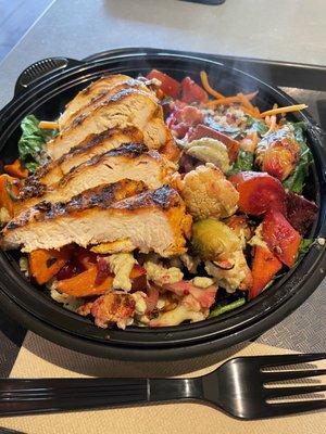 Organic Roasted Veggie Bowl with Chicken