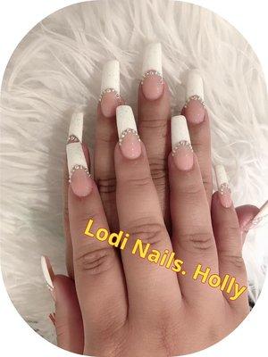 Holly .Lodi Nails