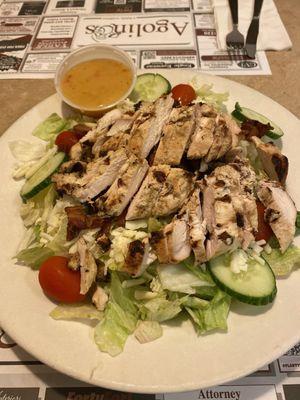 Agolinos Salad with grilled chicken