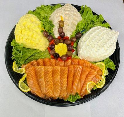 Combo Nova and salad platter for catering