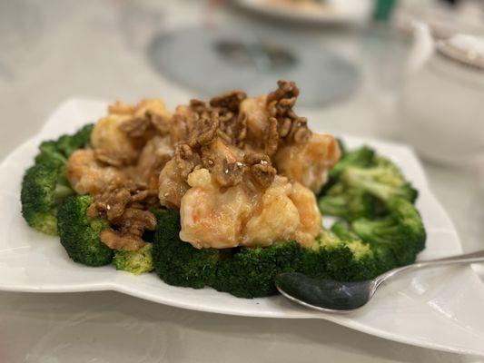 Dong Yue seafood restaurant