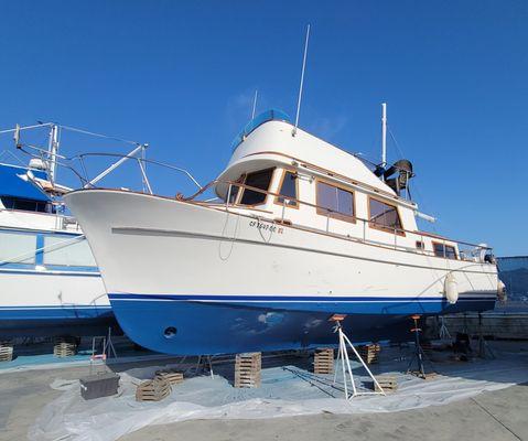 CHB 34 Trawler; 1977. Single Diesel; Bow & Stern Thruster; Dual Cabins & Heads; New Decks; Salon View; Dinghy Included