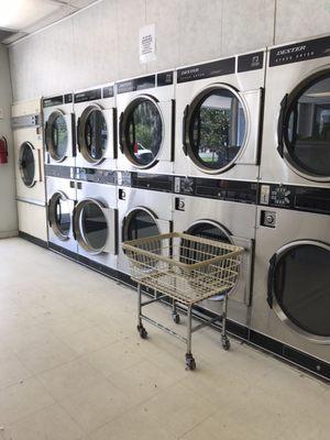 Dryer wall w/ laundry cart