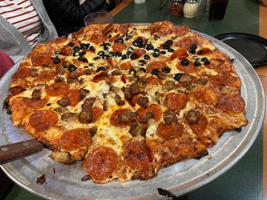 Round Table Pizza