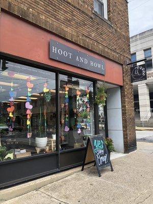 Hoot & Howl 245 Walnut St Downtown Morgantown