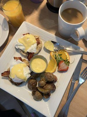 Eggs Benedict with herb roasted potatoes (so good!)