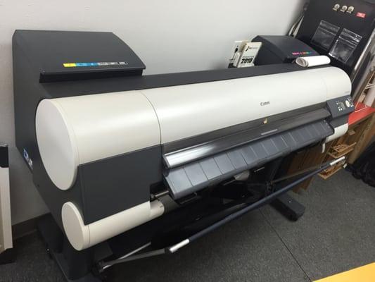 Large Format Printer for Banners and Signs