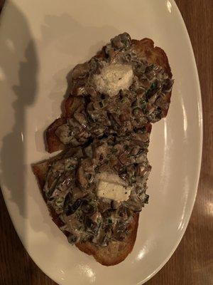 Mushroom toast