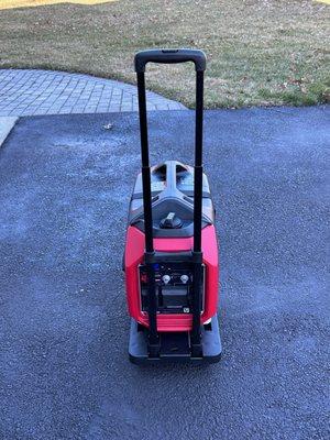 EU3200 on Wheelie Cart on Asphalt Driveway