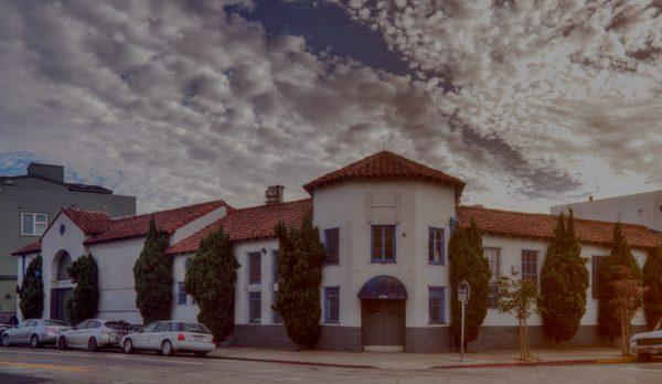 Front entrance at 4799 Shattuck Ave, Oakland.