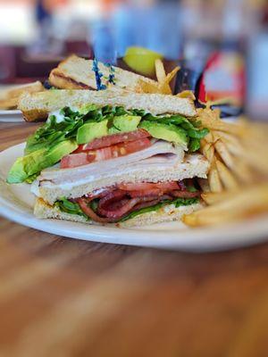 Turkey/Avocado/Bacon Club Sandwich - Excellent