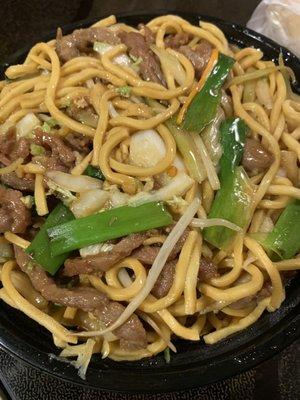 Beef lo mein