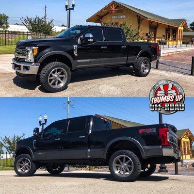 2018 f250  2.5" @readylift level @fox_shox front and rear 22x10 @asantiwheels AB814 35" @toyotires rt