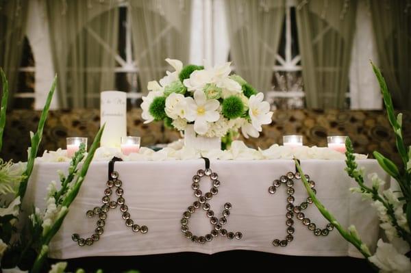 sweet heart table flowers