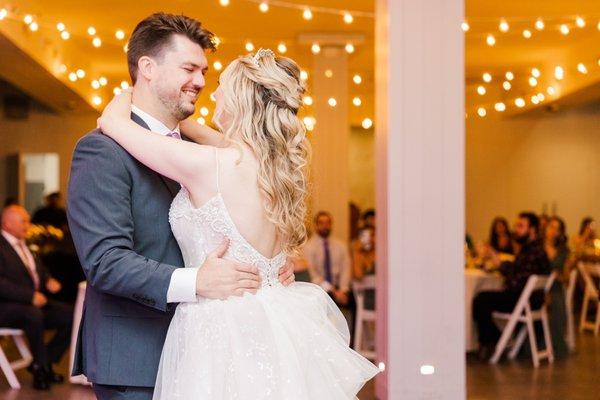 String lighting during first dance