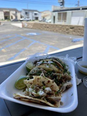 carnitas y lengua tacos