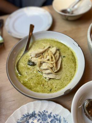 green curry w/ chicken