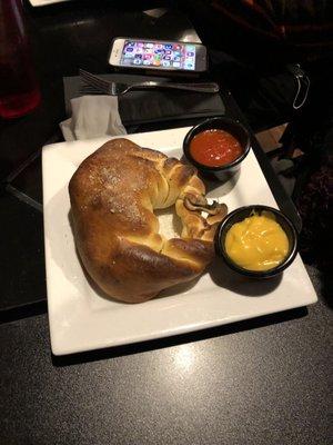 Pearl Street Calzone