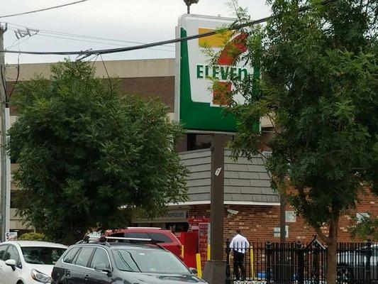 7-Eleven