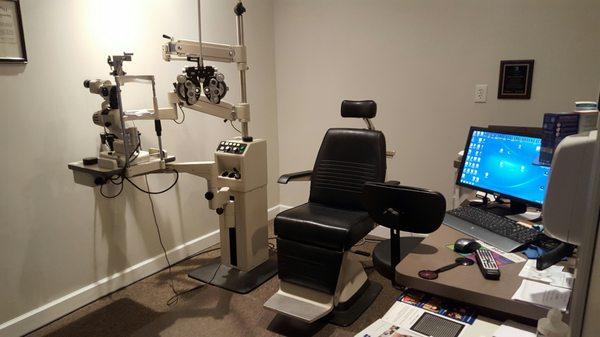 Eye examinations with new technology and retinal imaging.