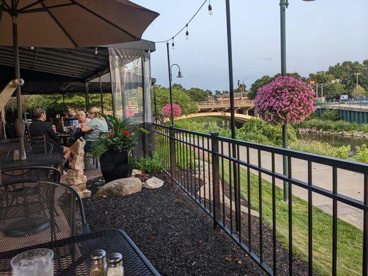 dining by the Elkhart River