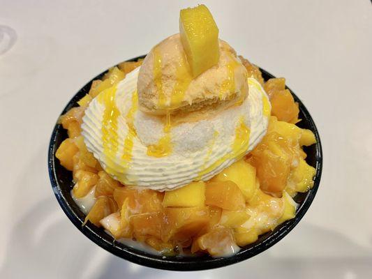 Crazy Mango Snowflake Bingsoo