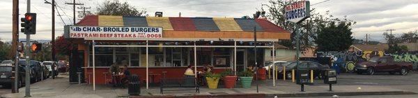 Large potted plants are a recent addition to First Street Hamburgers. There's a very large free off street parking lot.